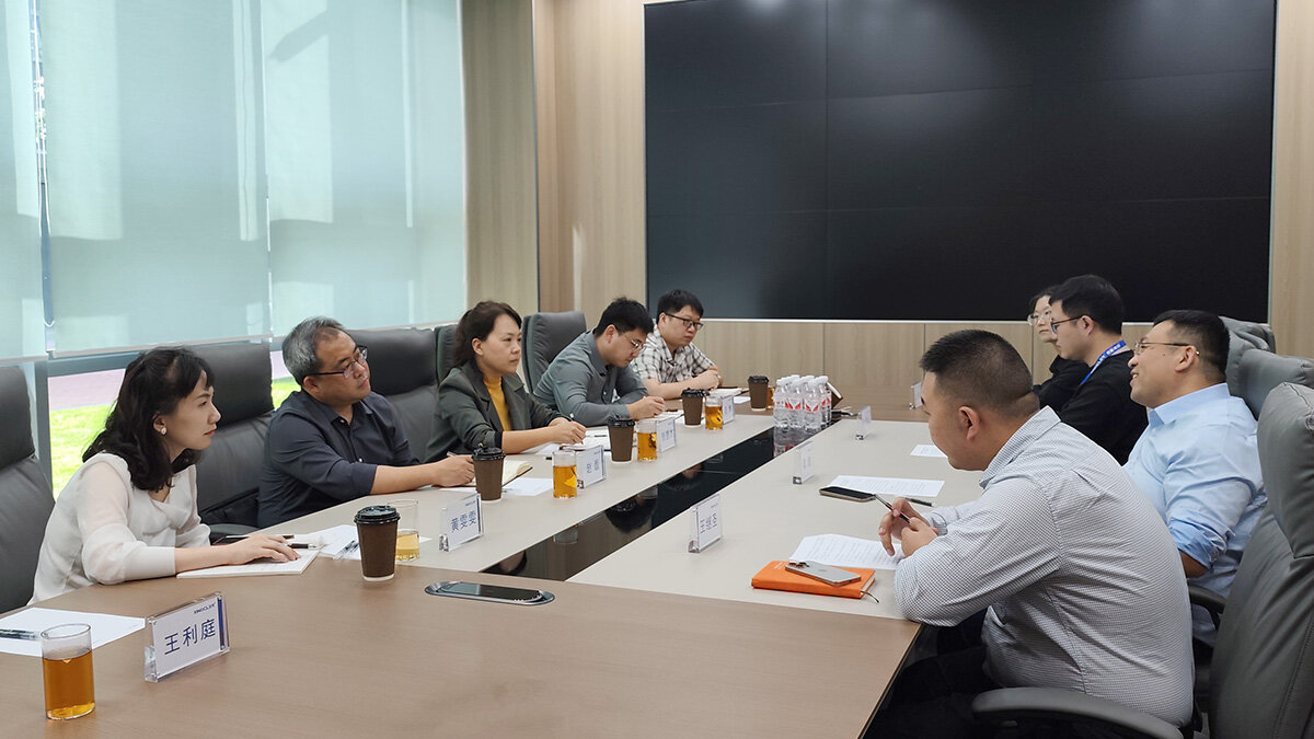武清区委人才办、区人社局以及开发区科技人才部领导到访西诺通科,赋能科研发展